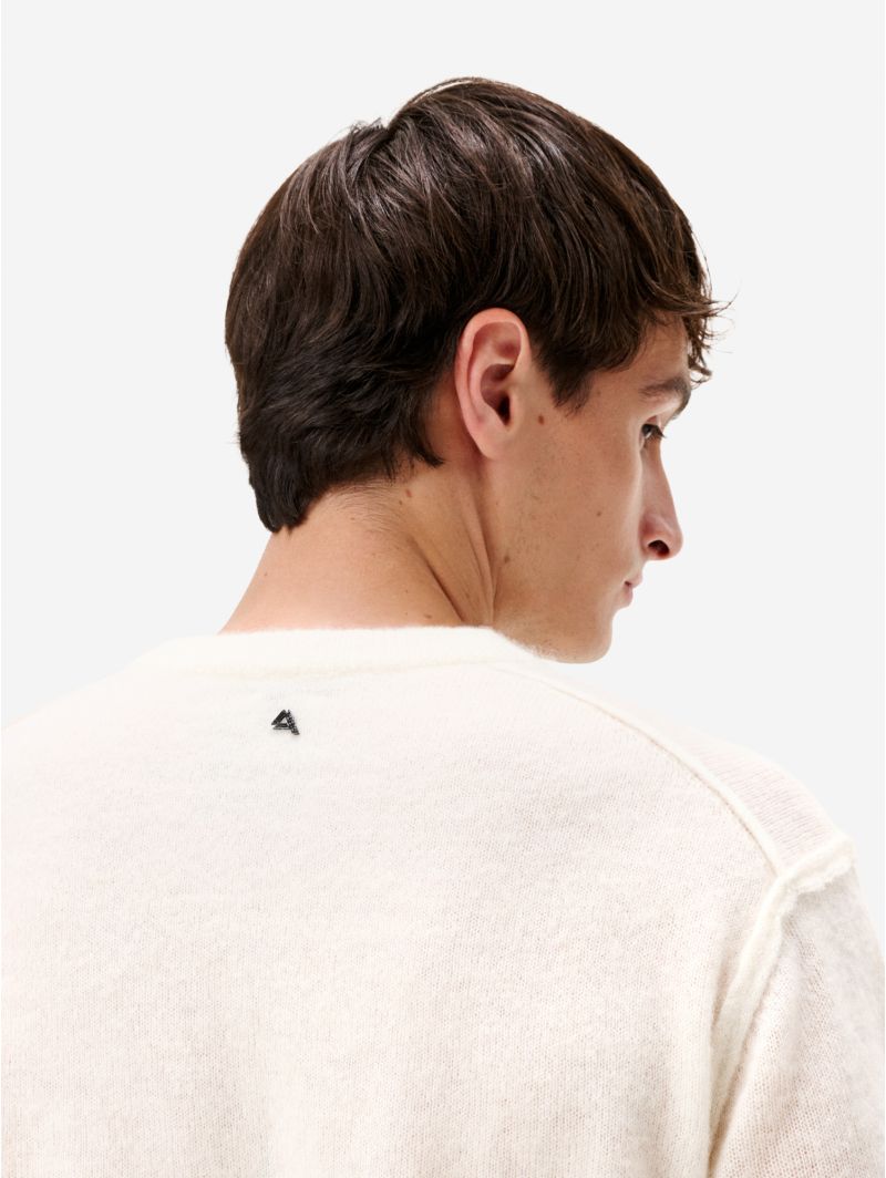Omar round neck alpaca