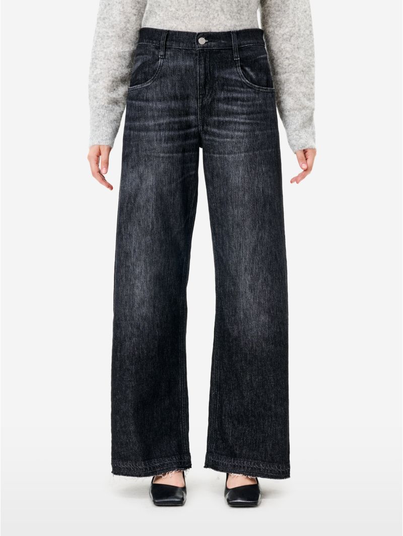 Aida low super fitted low waist volume leg dark tone used wash frayed edge