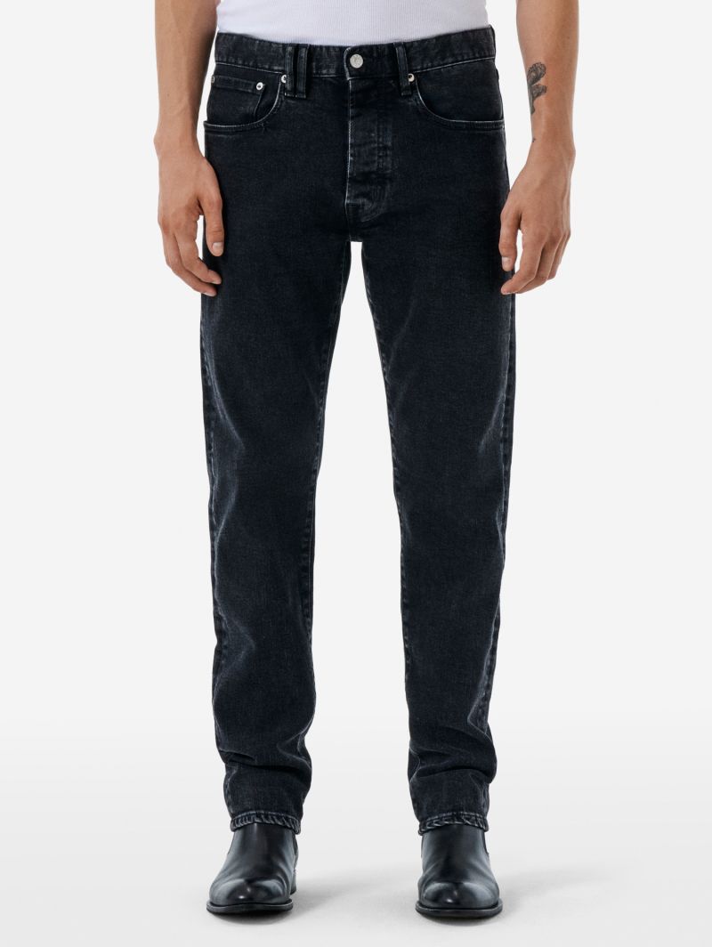 Standard comfort regular straight '90s fit eco enzyme stone wash