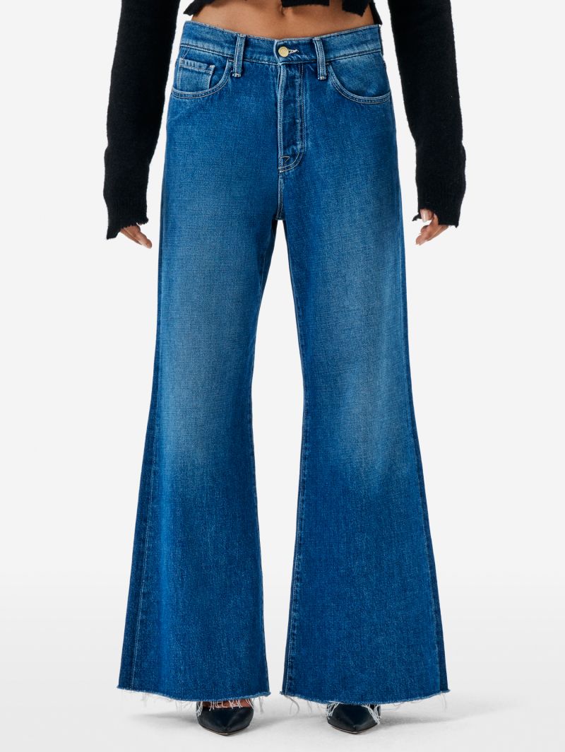 LUNA MID RISE FLARED MID TONE STONE WASH DESTROYED EDGE
