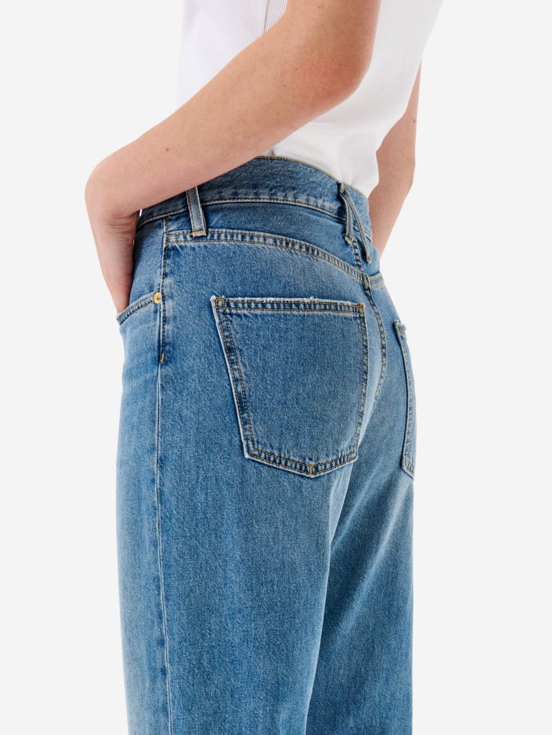 BELLA '90s FIT MID RISE STRAIGHT MID TONE NATURAL VINTAGE