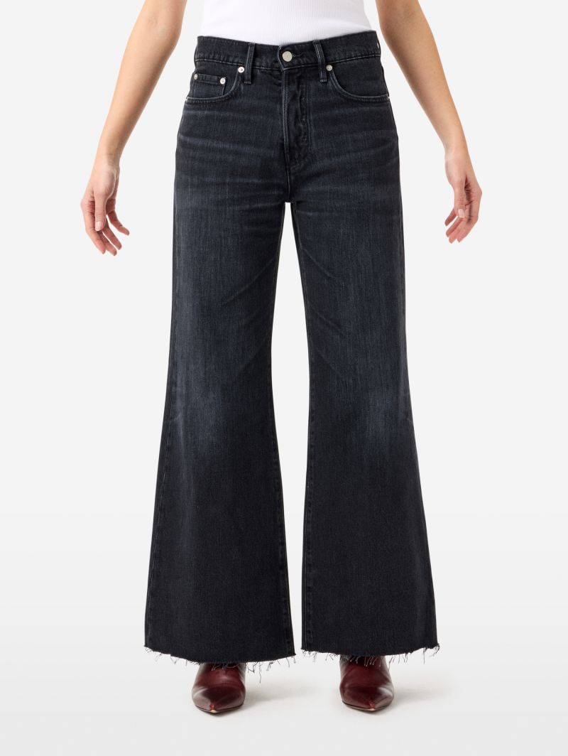 Luna mid rise flared light vintage destroyed edge